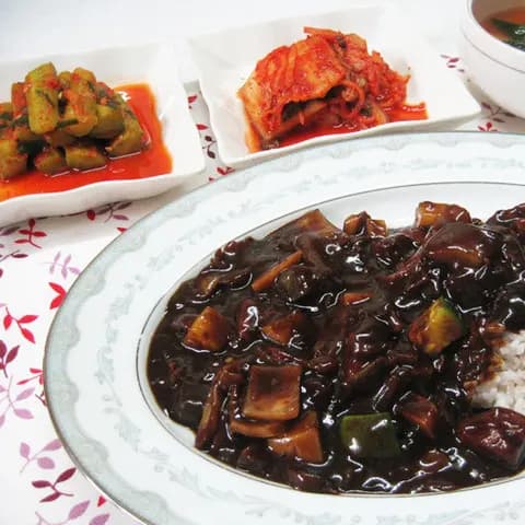 사진: 경빈마마 · CC BY 4.0 · 위키미디어 공용
