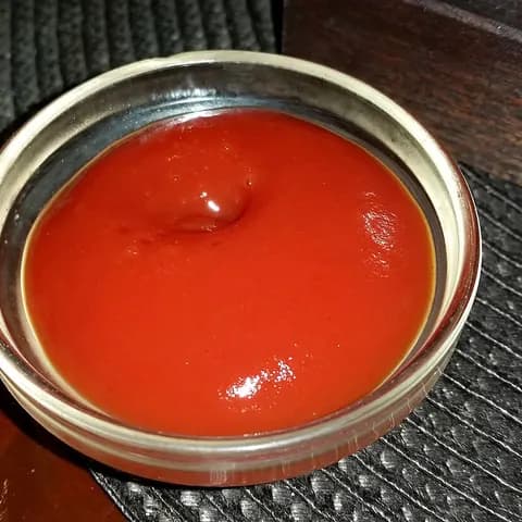 토마토 케첩 사진