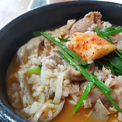 돼지국밥 사진