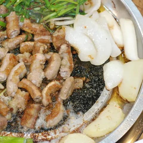 사진: 뚱표아빠의 세상사는 이야기 · CC BY 4.0 · 위키미디어 공용